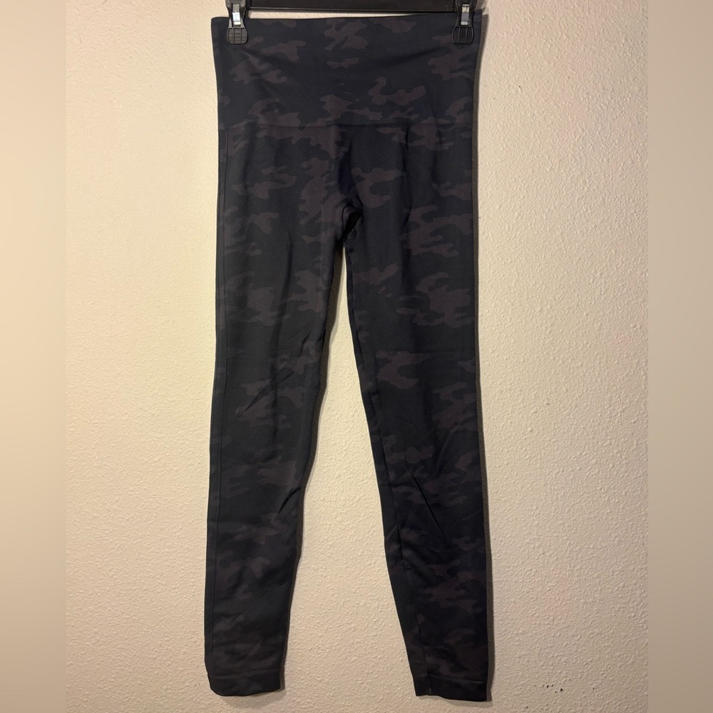 SPANX Black Camouflage Leggings